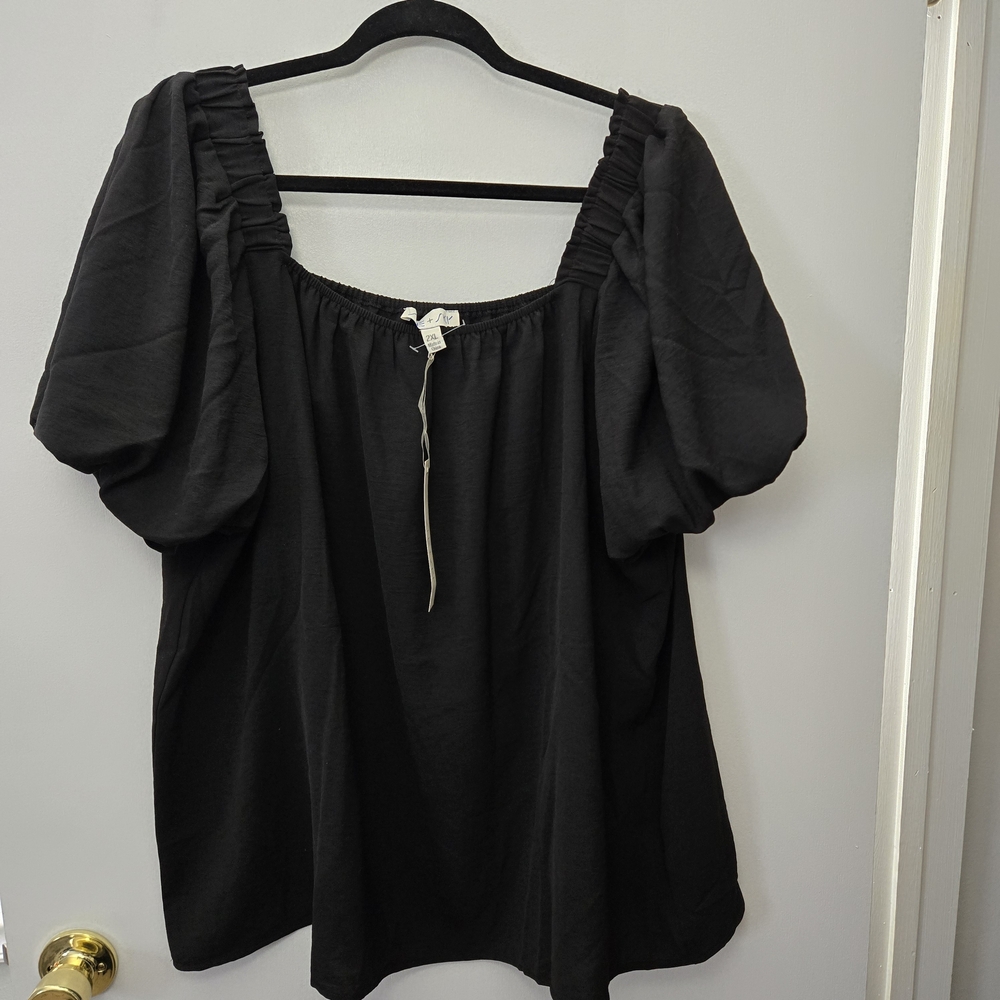 She + Sky Black Puff Sleeve Blouse